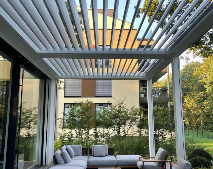 bioklimatische Pergola, Lamellendach